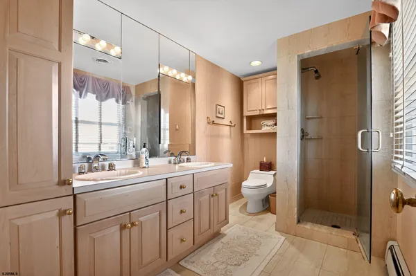 $1,275,000 | 217 North Argyle Avenue, Margate City, NJ 08402