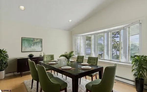 $1,275,000 | 217 North Argyle Avenue, Margate City, NJ 08402