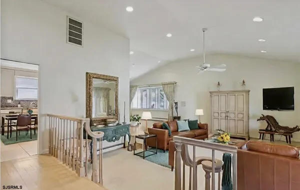 $1,275,000 | 217 North Argyle Avenue, Margate City, NJ 08402