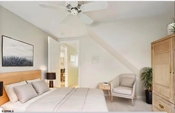 $1,275,000 | 217 North Argyle Avenue, Margate City, NJ 08402