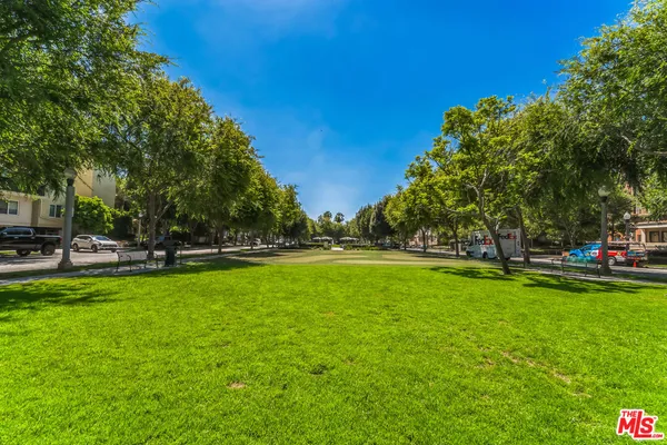$4,750 | 6400 Crescent Park East, Unit 217, Playa Vista, CA 90094
