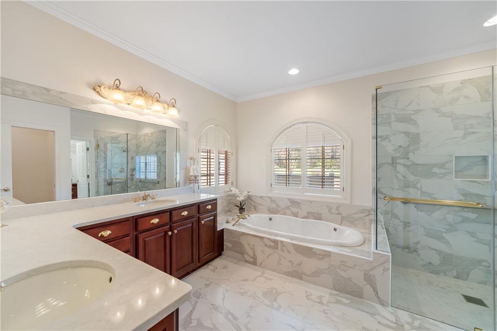 1176 James Farm Road Hickory, NC 28602 - Photo 18 of 46 Gallery Image 18
