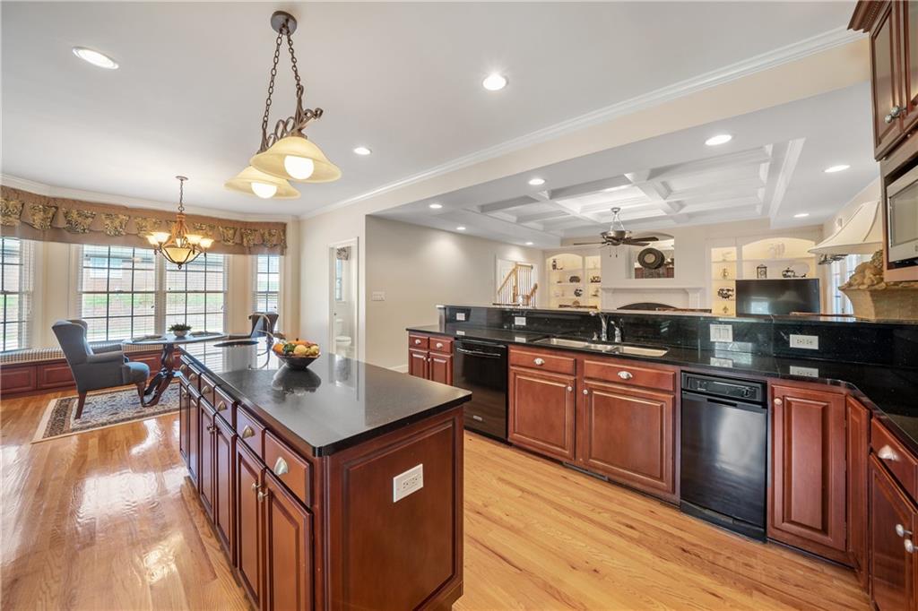 1176 James Farm Road Hickory, NC 28602 - Photo 26 of 46 Gallery Image 26