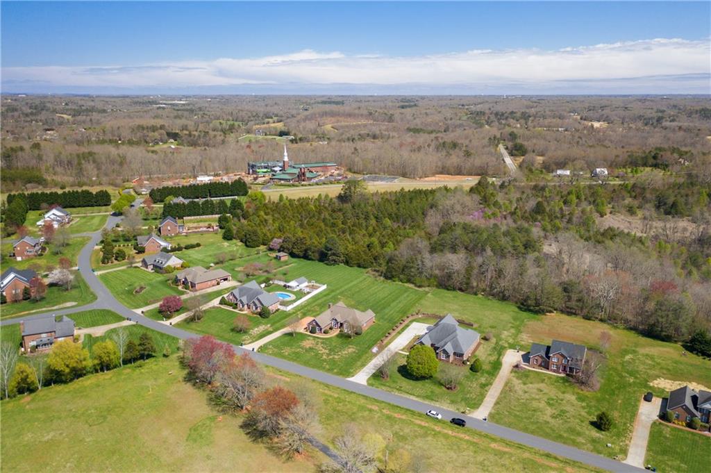1176 James Farm Road Hickory, NC 28602 - Photo 43 of 46 Gallery Image 43