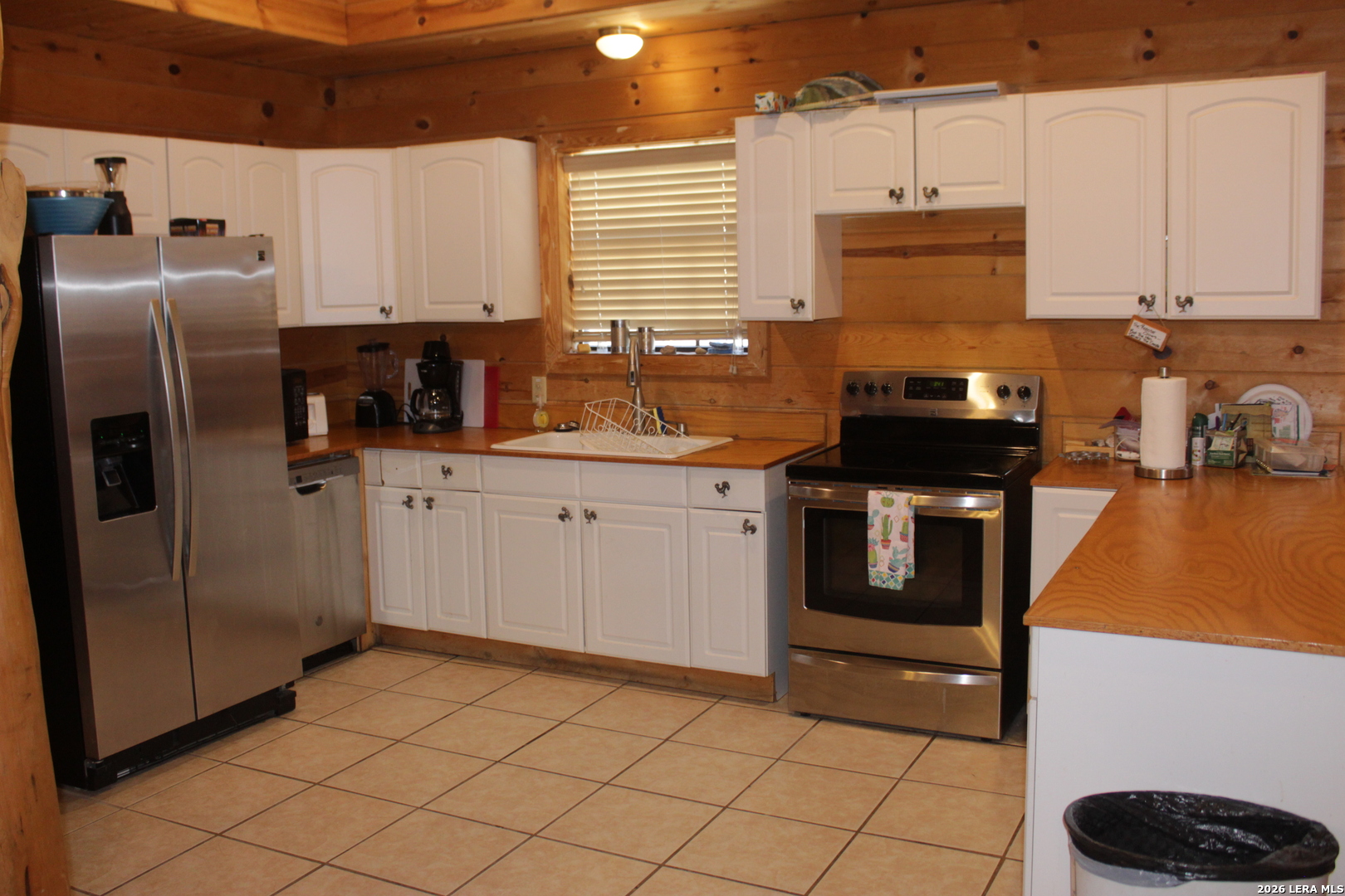 896 Old Rocksprings Road Leakey, TX 78873 - Photo 2 of 20