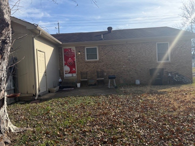 1533 Old Lascassas Road Murfreesboro, TN 37130 - Photo 14 of 17 a backyard of a house