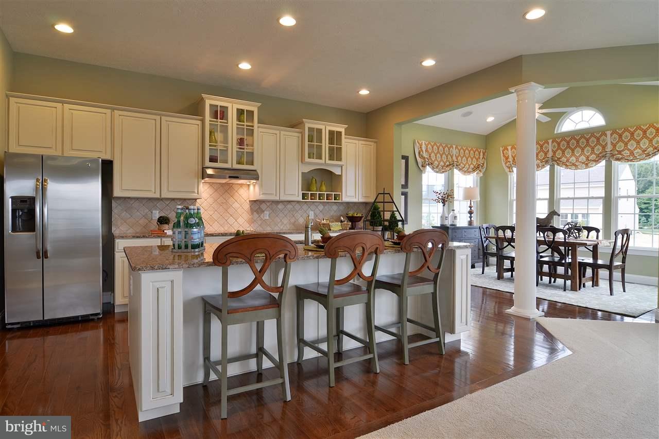 4241 Grandview Road Hanover, PA 17331 - Photo 3 of 9 Gallery Image 3