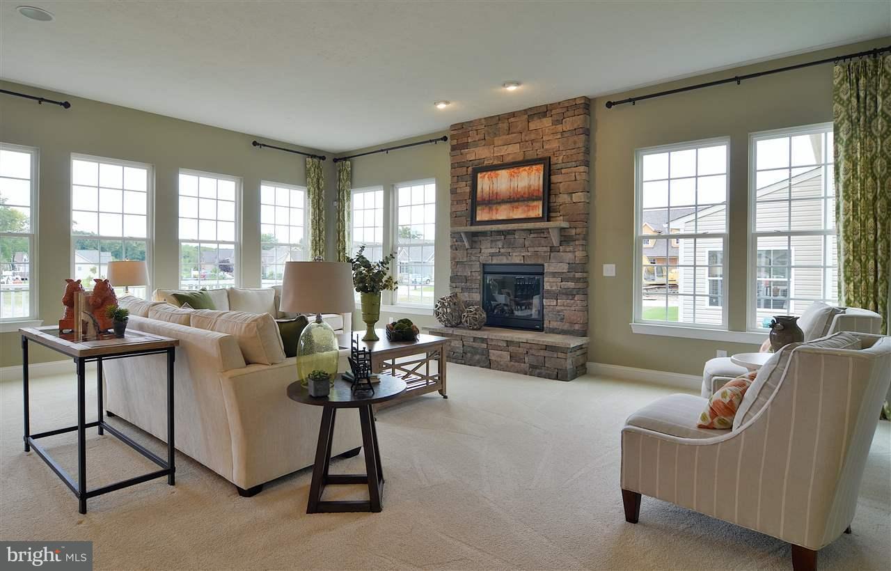 4241 Grandview Road Hanover, PA 17331 - Photo 4 of 9 Gallery Image 4