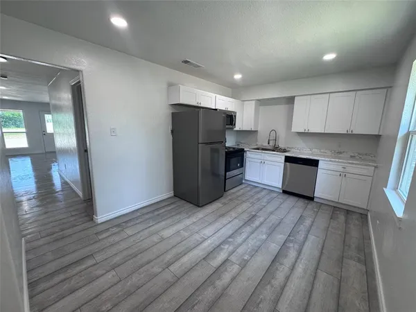 $1,200 | 7261 Highway 276, Unit 3, Point, TX 75472