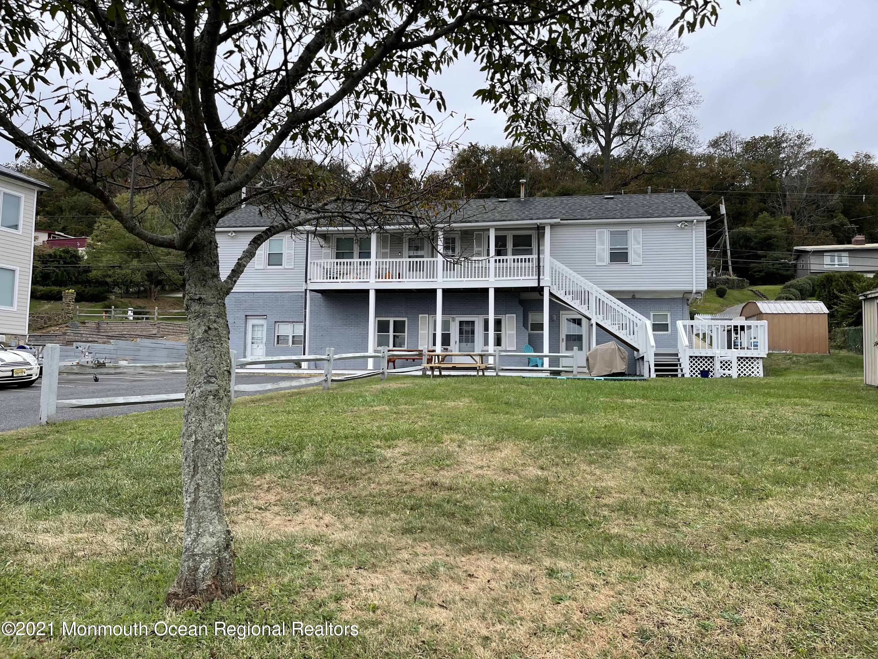 88 Portland Road, Unit 4 Highlands, NJ 07732 - Photo 2 of 21 IMG_4147