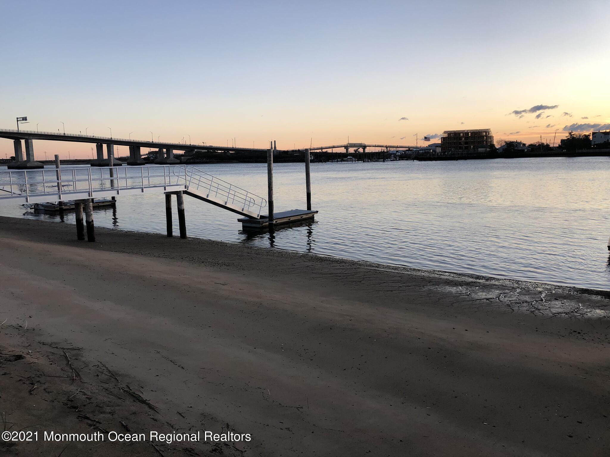 88 Portland Road, Unit 4 Highlands, NJ 07732 - Photo 13 of 21 IMG_1500