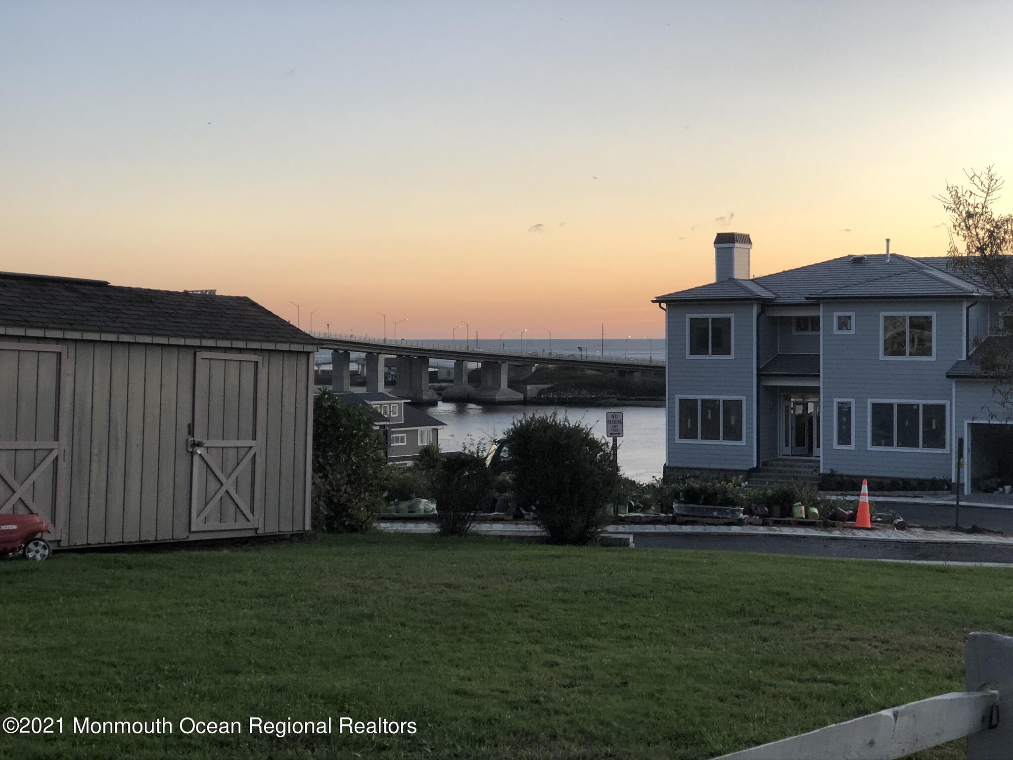 88 Portland Road, Unit 4 Highlands, NJ 07732 - Photo 16 of 21 IMG_1484