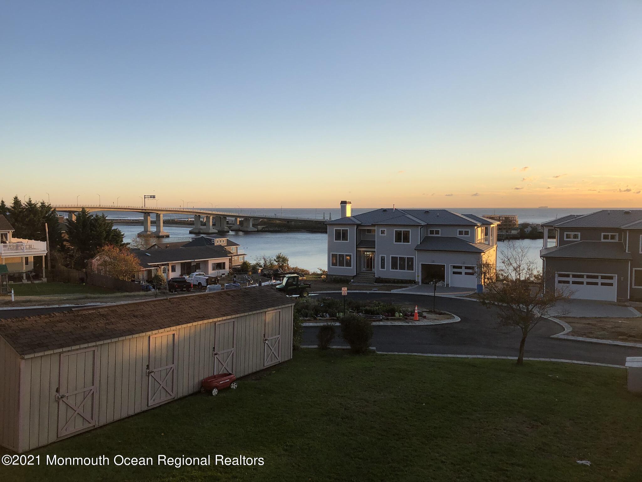 88 Portland Road, Unit 4 Highlands, NJ 07732 - Photo 18 of 21 IMG_1519