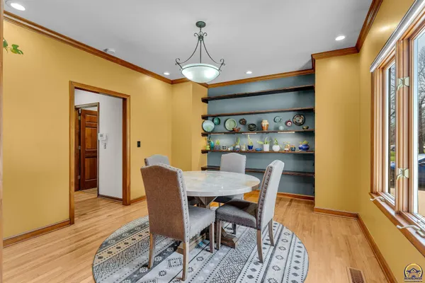 $545,000 | 1116 Oak Tree Drive, Lawrence, KS 66049