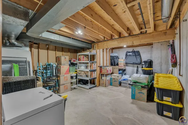 $545,000 | 1116 Oak Tree Drive, Lawrence, KS 66049