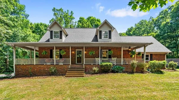 $490,000 | 2244 North Asheboro School Road, Asheboro, NC 27203