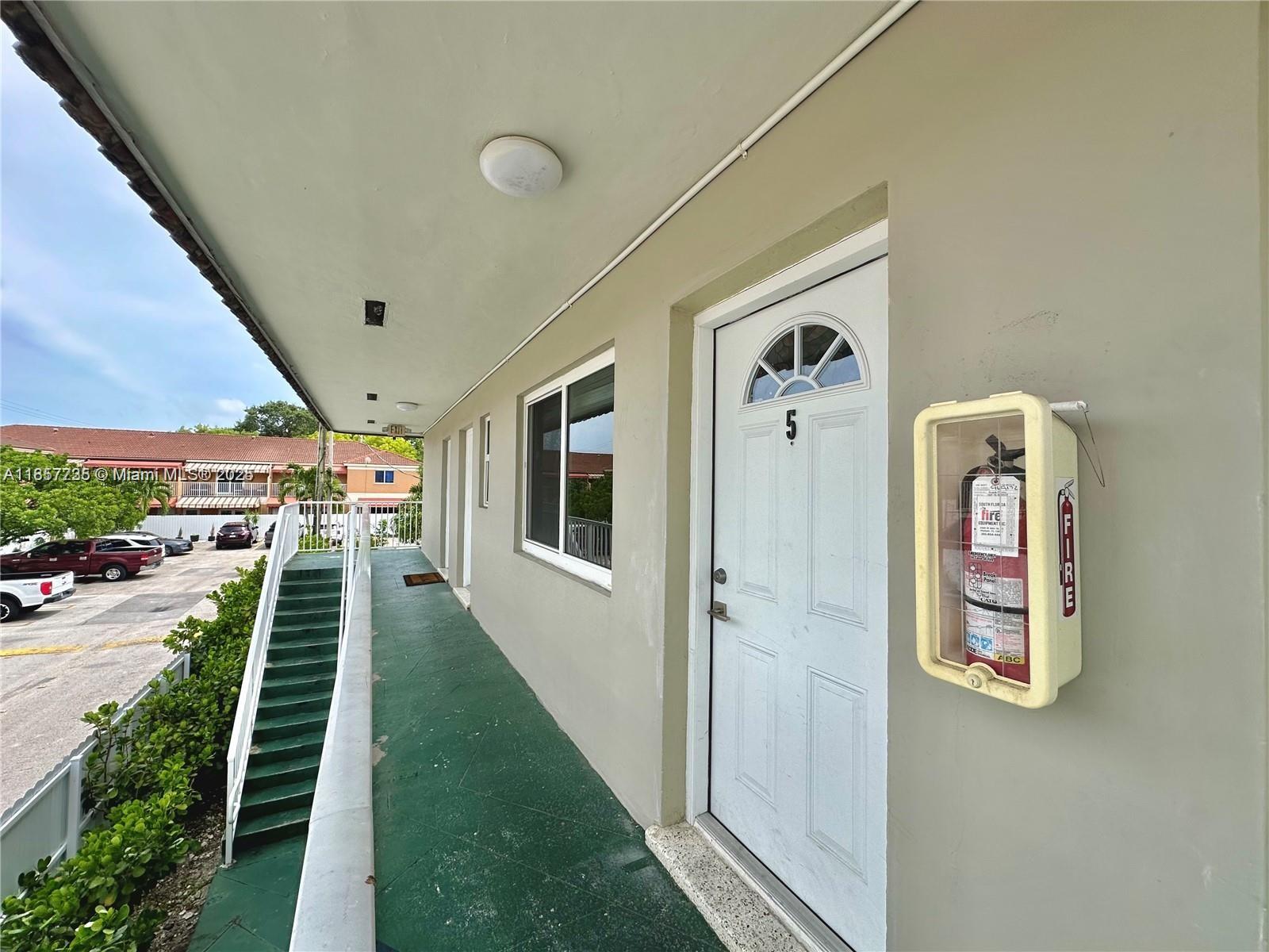 174 East 5th Street, Unit 5 Hialeah, FL 33010 - Photo 11 of 11