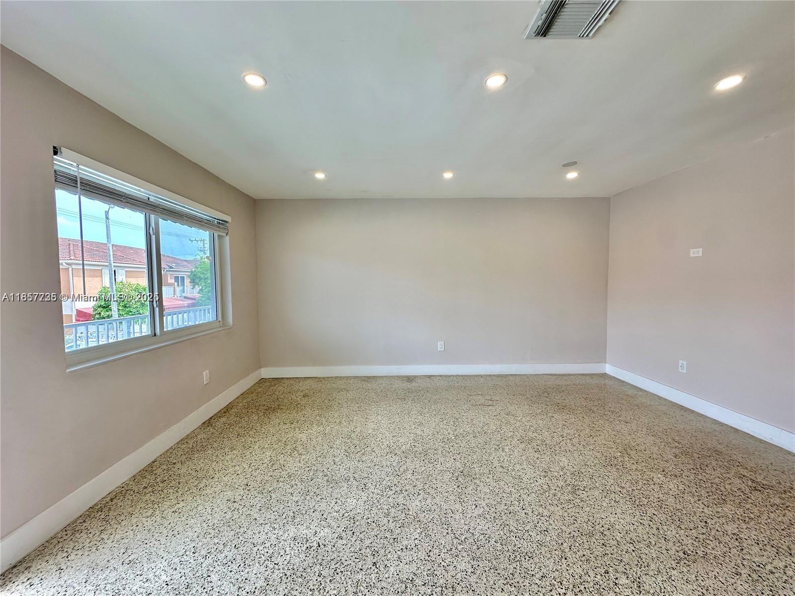 174 East 5th Street, Unit 5 Hialeah, FL 33010 - Photo 10 of 11