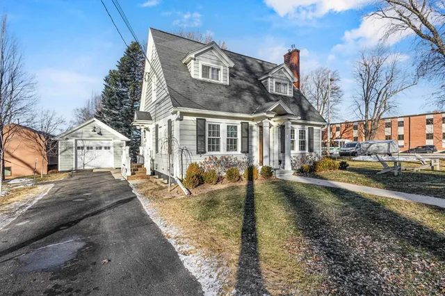 $459,000 | 472 Hill Green Lake, Green Lake, WI 54941