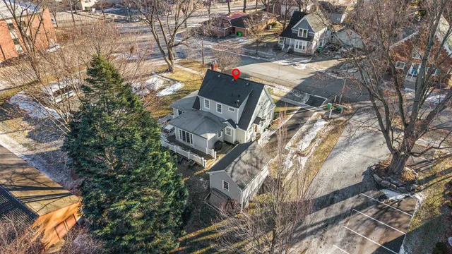 $459,000 | 472 Hill Green Lake, Green Lake, WI 54941