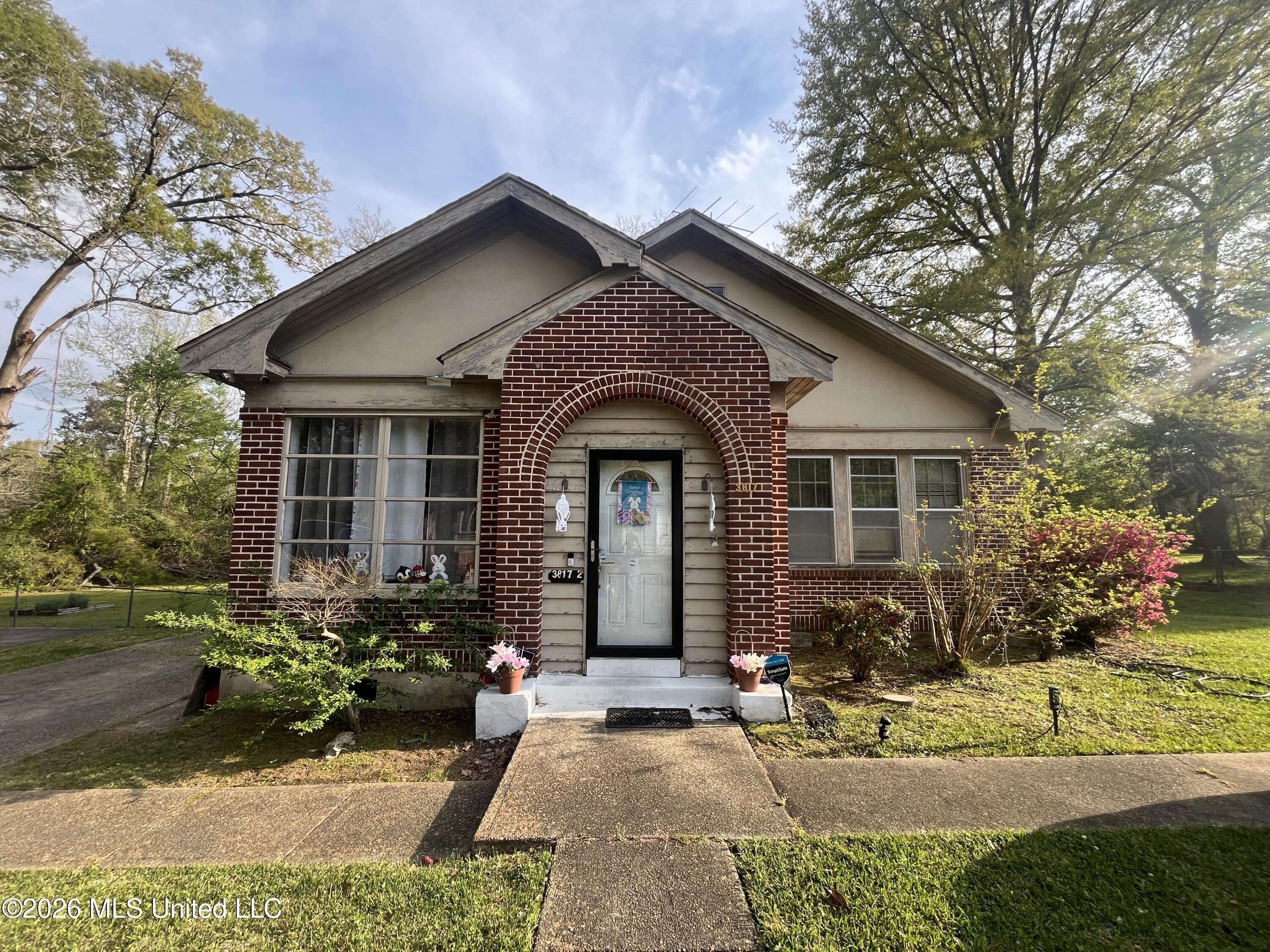 3817 29th Street Meridian, MS 39307 - Photo 1 of 22 Front Exterior