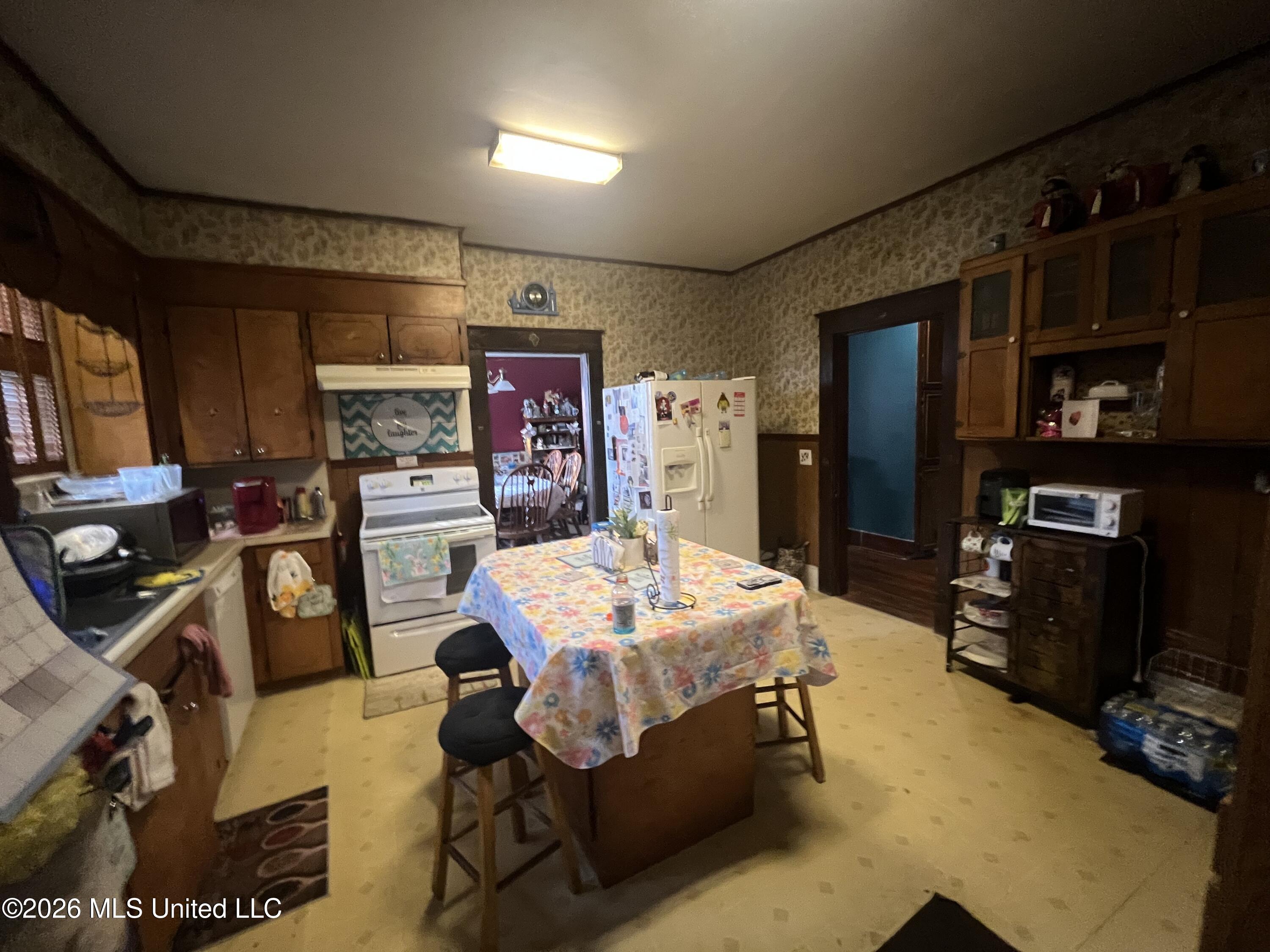 3817 29th Street Meridian, MS 39307 - Photo 15 of 22 Kitchen