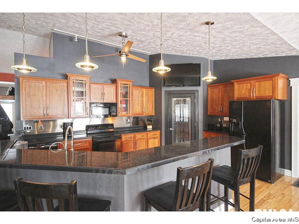 4890 County Road 6 1/4 South Rochester, IL 62563 - Photo 11 of 36 Gallery Image 11