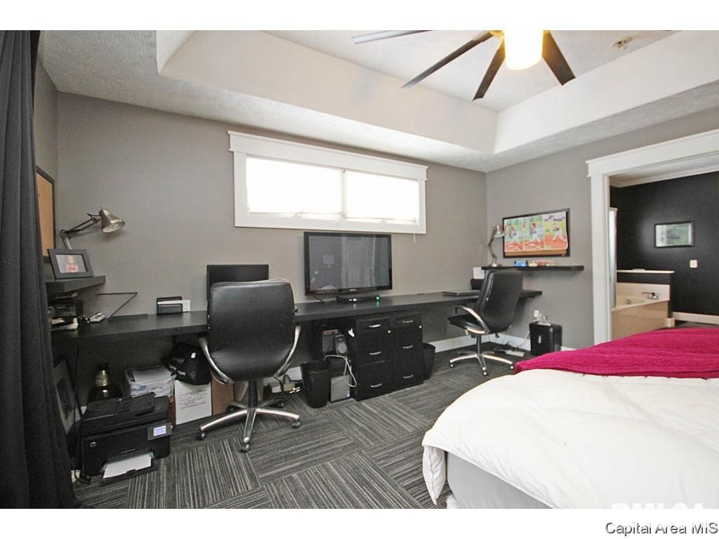 4890 County Road 6 1/4 South Rochester, IL 62563 - Photo 16 of 36 Gallery Image 16