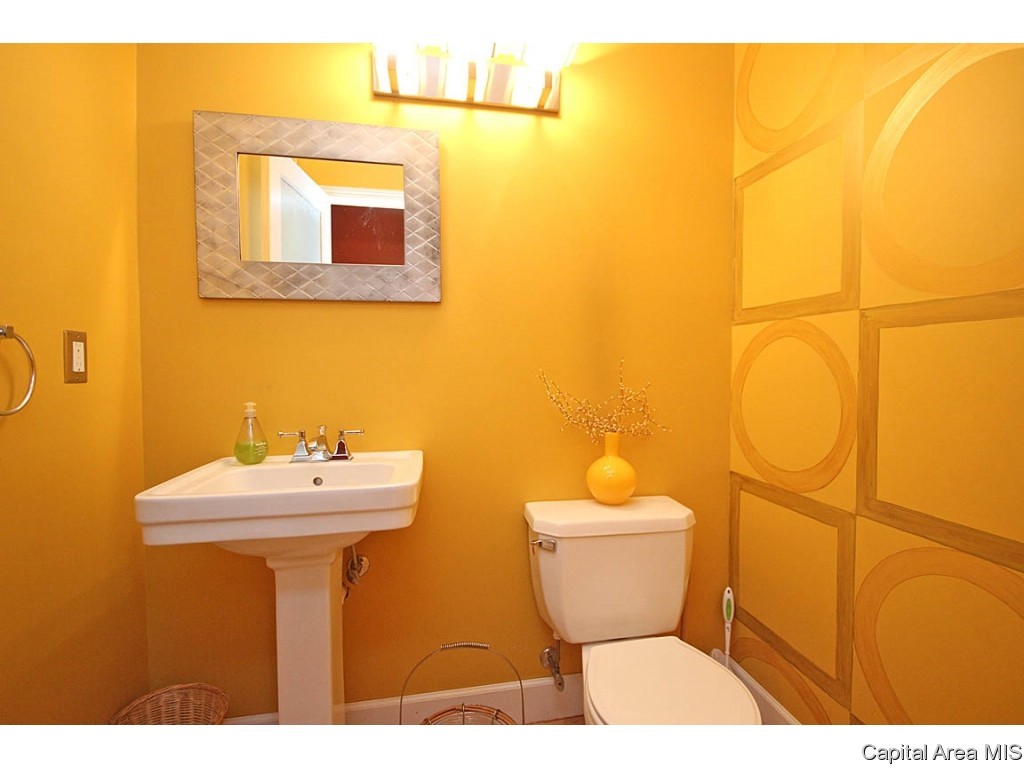 4890 County Road 6 1/4 South Rochester, IL 62563 - Photo 30 of 36 Gallery Image 30
