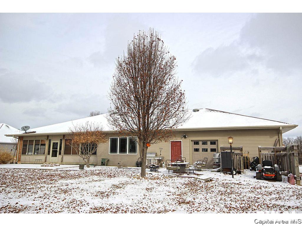 4890 County Road 6 1/4 South Rochester, IL 62563 - Photo 34 of 36 Gallery Image 34