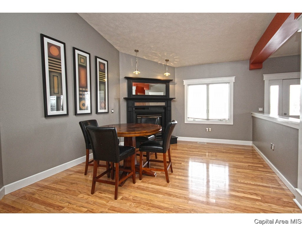4890 County Road 6 1/4 South Rochester, IL 62563 - Photo 7 of 36 Gallery Image 7