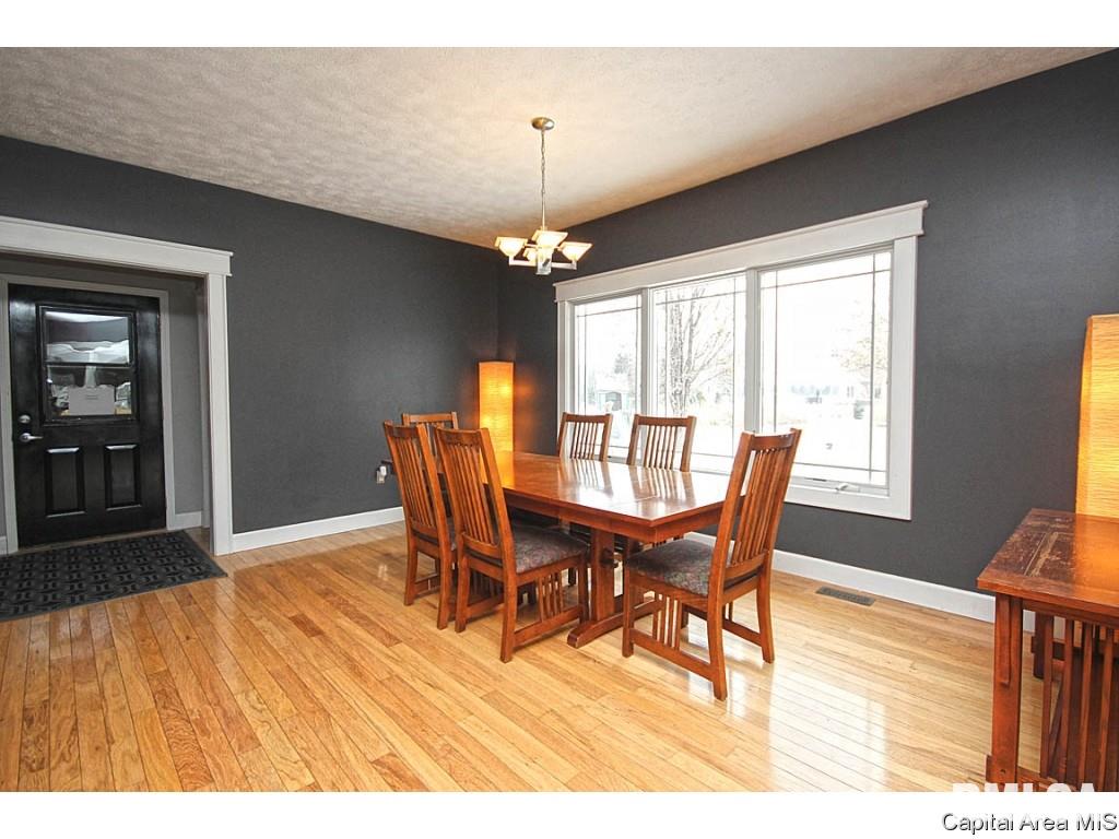 4890 County Road 6 1/4 South Rochester, IL 62563 - Photo 9 of 36 Gallery Image 9