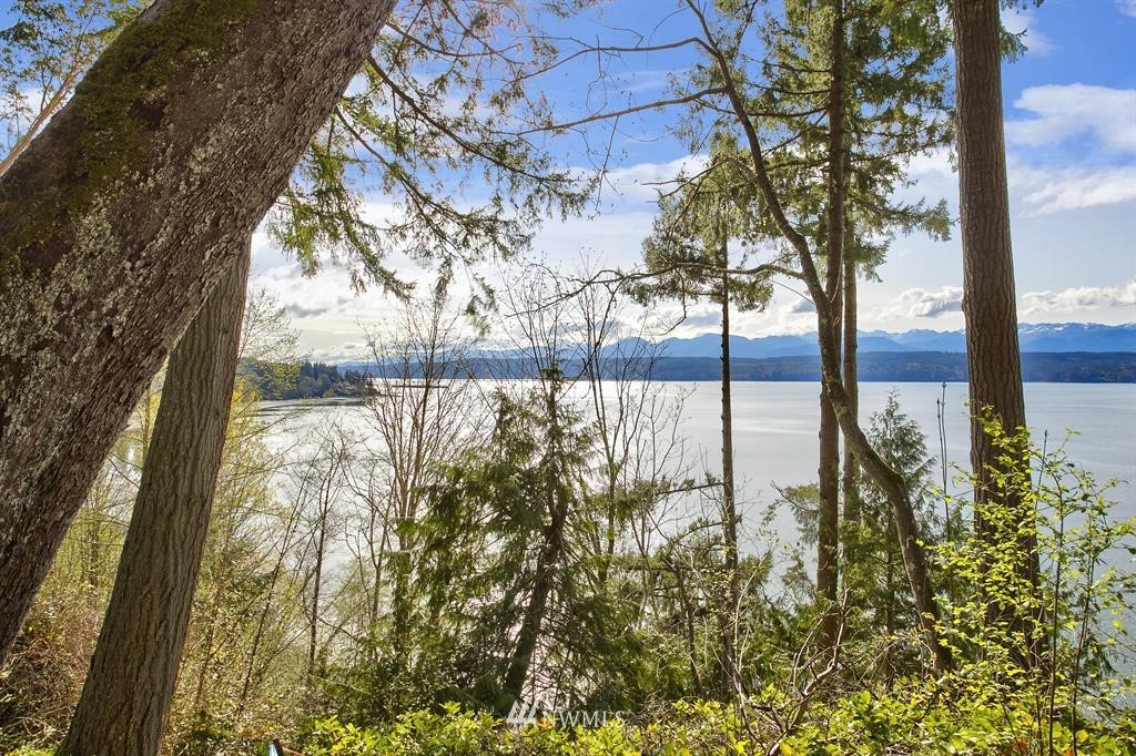 24355 Johnson Road Northwest Poulsbo, WA 98370 - Photo 3 of 14 Gallery Image 3