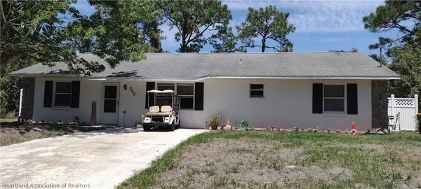 $249,900 | 339 Comanche Street Northwest, Lake Placid, FL 33852