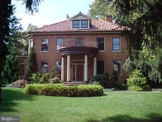 1007 Colebrook Road Lebanon, PA 17042 - Photo 2 of 8 Gallery Image 2