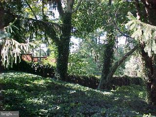 1007 Colebrook Road Lebanon, PA 17042 - Photo 3 of 8 Gallery Image 3