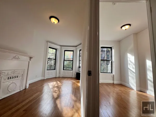 $4,200 | 14 St Andrews Place, Unit 2 | Bedford-Stuyvesant