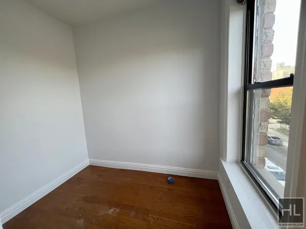 $4,200 | 14 St Andrews Place, Unit 2 | Bedford-Stuyvesant