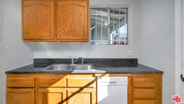 $674,000 | 46 East Montana Street, Pasadena, CA 91103