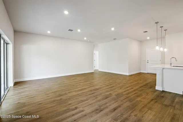 $319,900 | 5355 Southeast 91st Street, Ocala, FL 34480