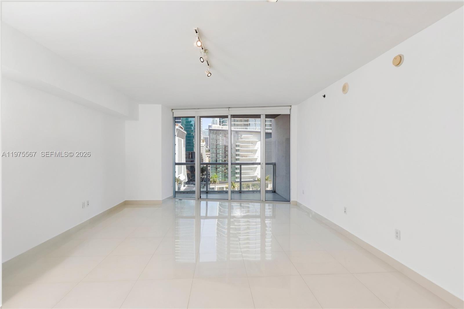 475 Brickell Avenue, Unit 1010 Miami, FL 33131 - Photo 6 of 21