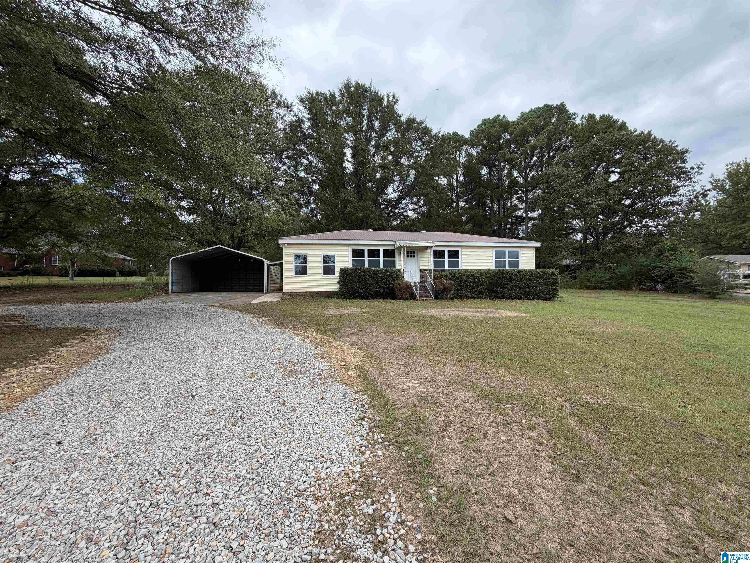 240 Tumblin Road Warrior, AL 35180 - Photo 4 of 28