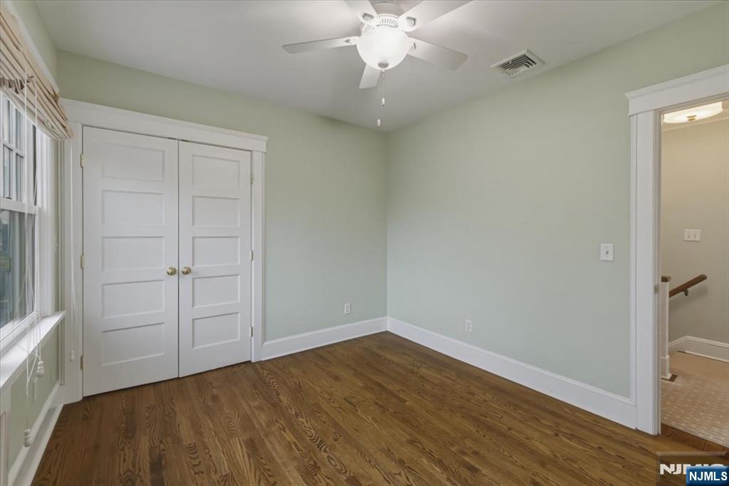 157 Melrose Place Ridgewood, NJ 07450 - Photo 15 of 43