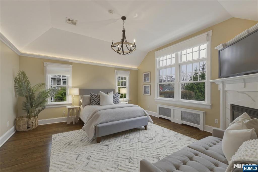 157 Melrose Place Ridgewood, NJ 07450 - Photo 17 of 43