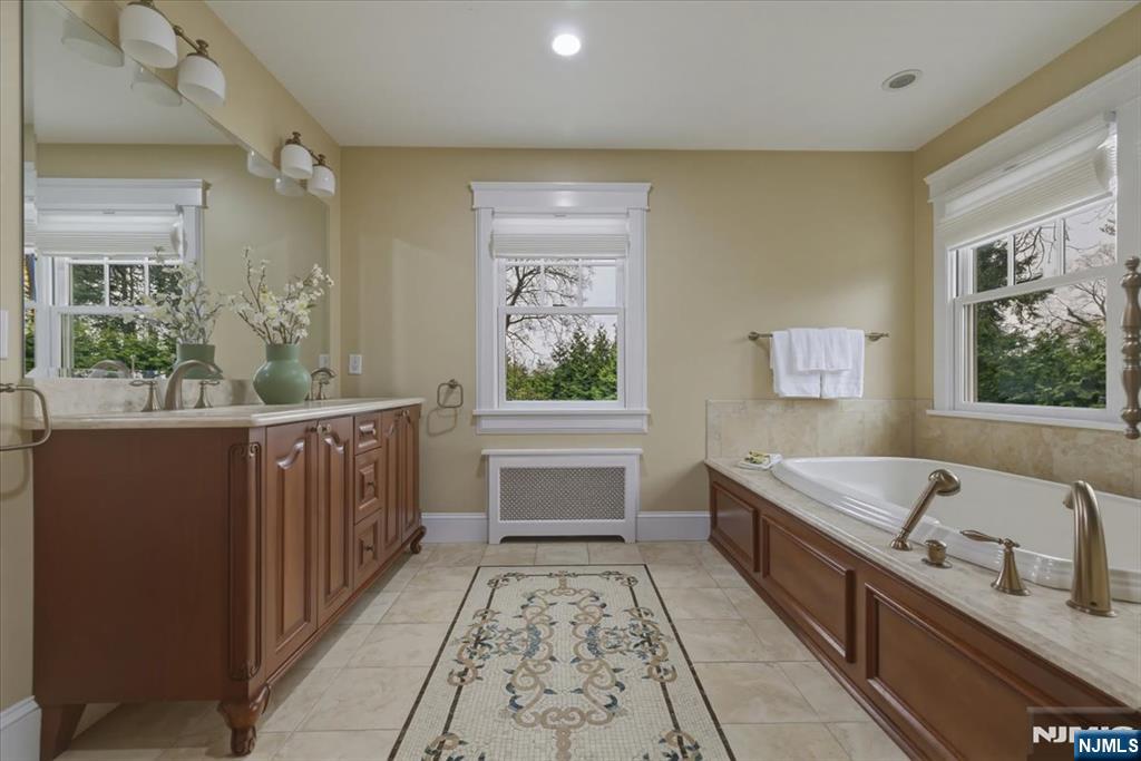 157 Melrose Place Ridgewood, NJ 07450 - Photo 18 of 43