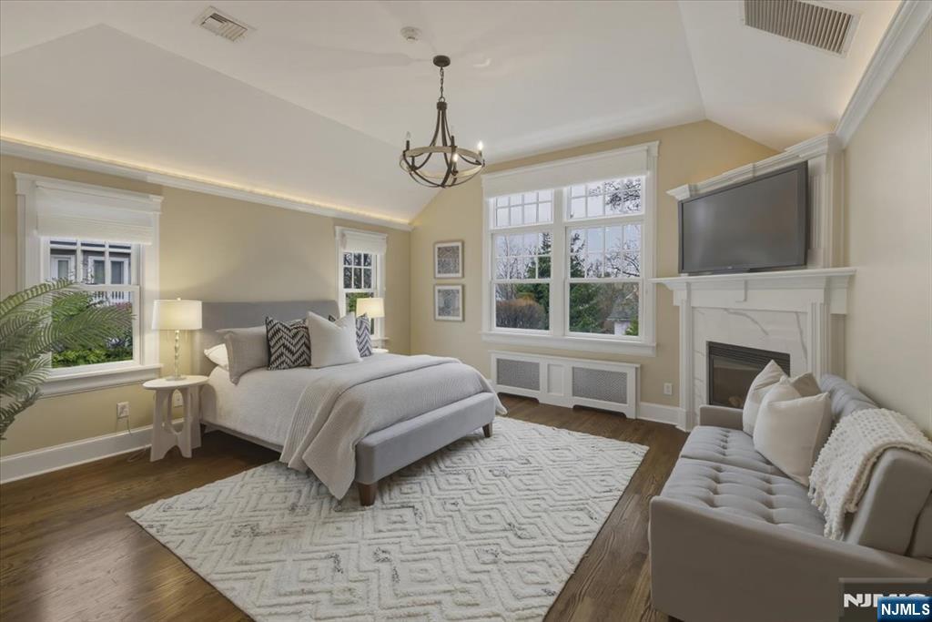 157 Melrose Place Ridgewood, NJ 07450 - Photo 20 of 43