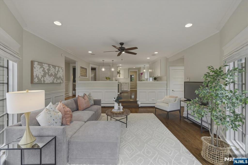 157 Melrose Place Ridgewood, NJ 07450 - Photo 27 of 43