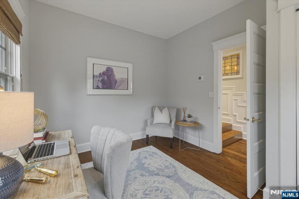 157 Melrose Place Ridgewood, NJ 07450 - Photo 30 of 43