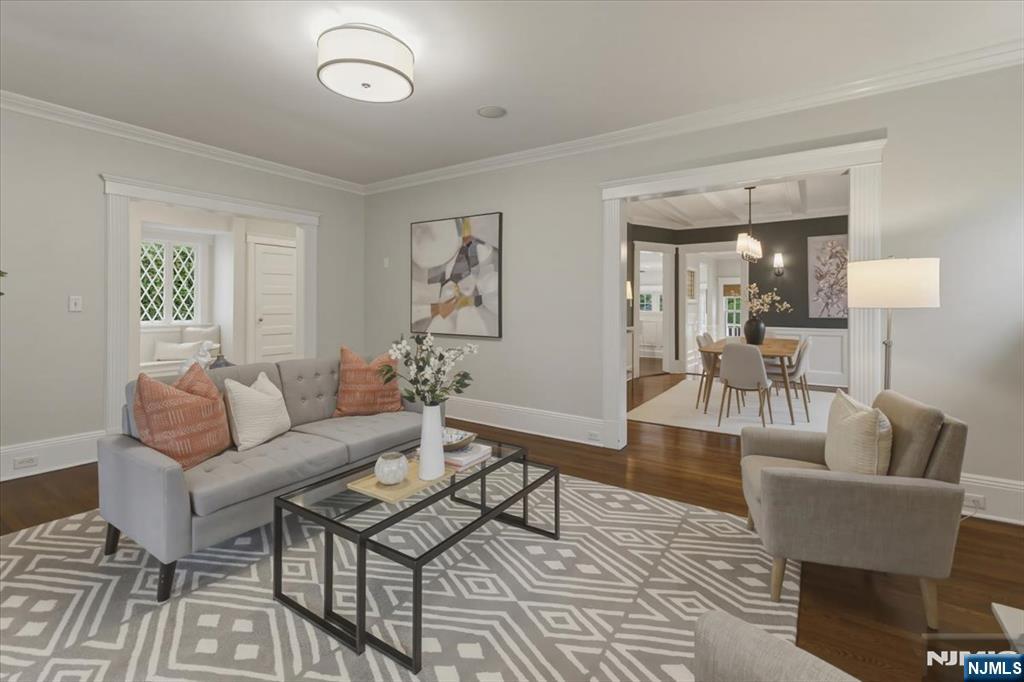 157 Melrose Place Ridgewood, NJ 07450 - Photo 34 of 43