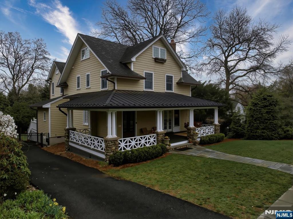 157 Melrose Place Ridgewood, NJ 07450 - Photo 39 of 43